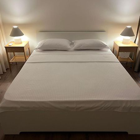 טיראנה Anna'S Blloku Apartment מראה חיצוני תמונה