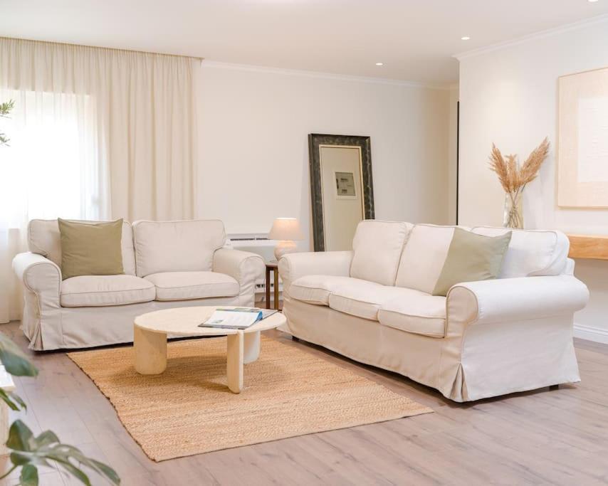 טיראנה Anna'S Blloku Apartment מראה חיצוני תמונה