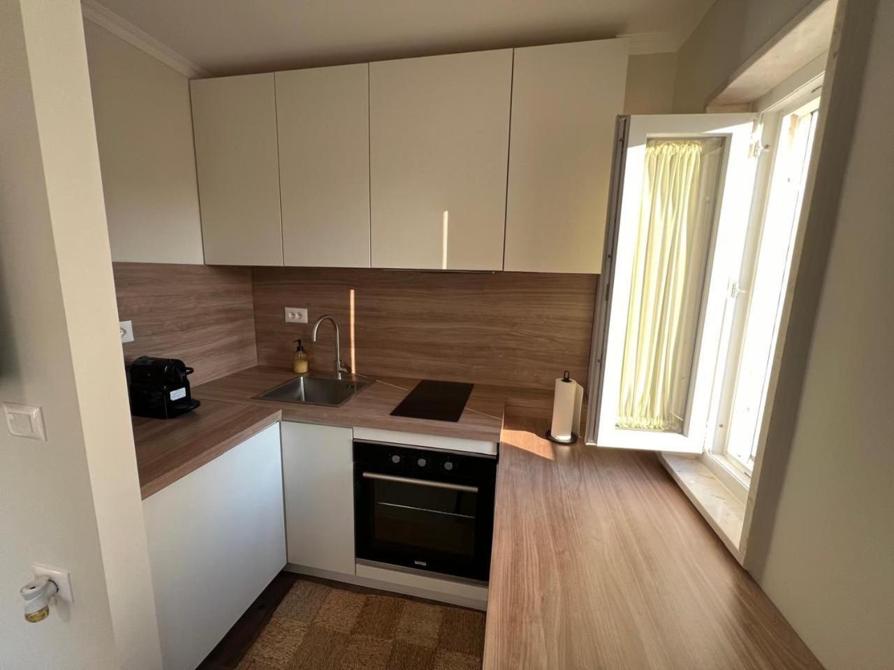 טיראנה Anna'S Blloku Apartment מראה חיצוני תמונה
