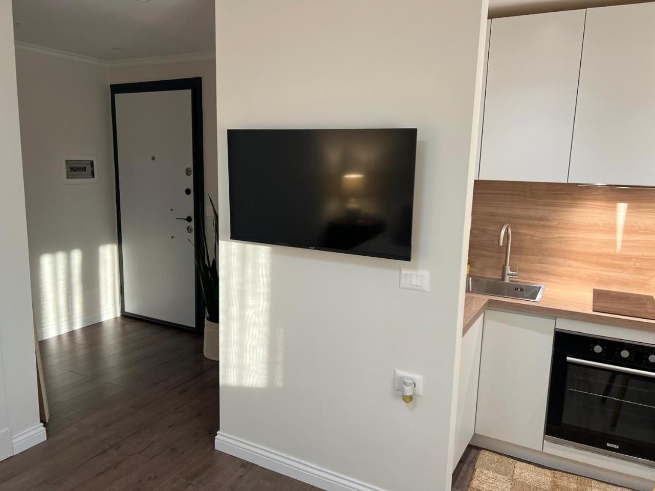 טיראנה Anna'S Blloku Apartment מראה חיצוני תמונה